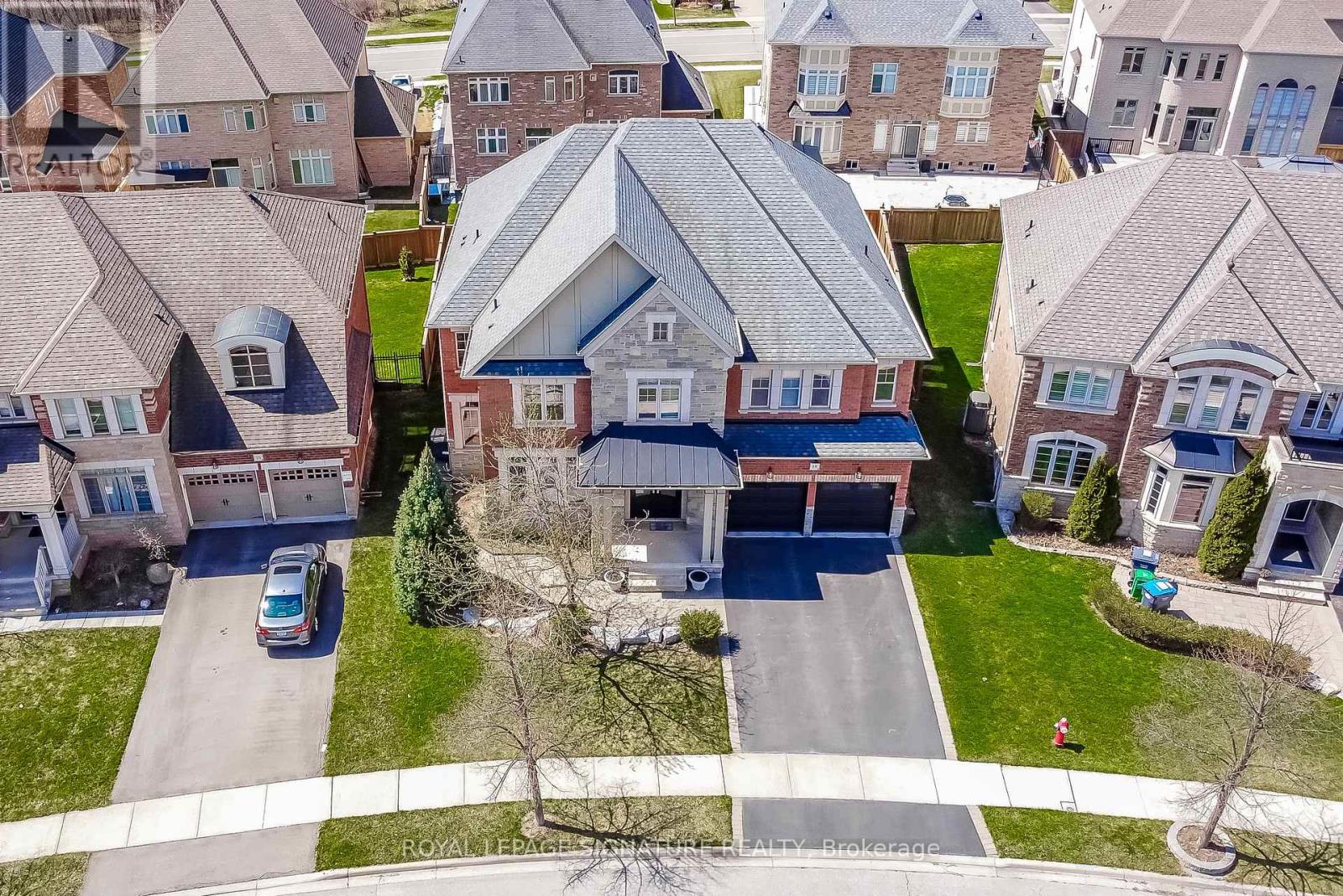 Photo 48 of 18 Flanders Road, Brampton ON