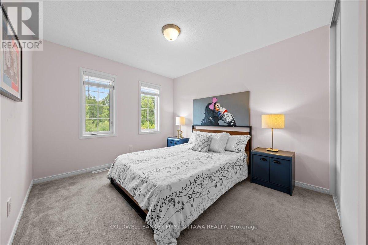Photo 32 of 545 Tulip Tree Way, Ottawa ON