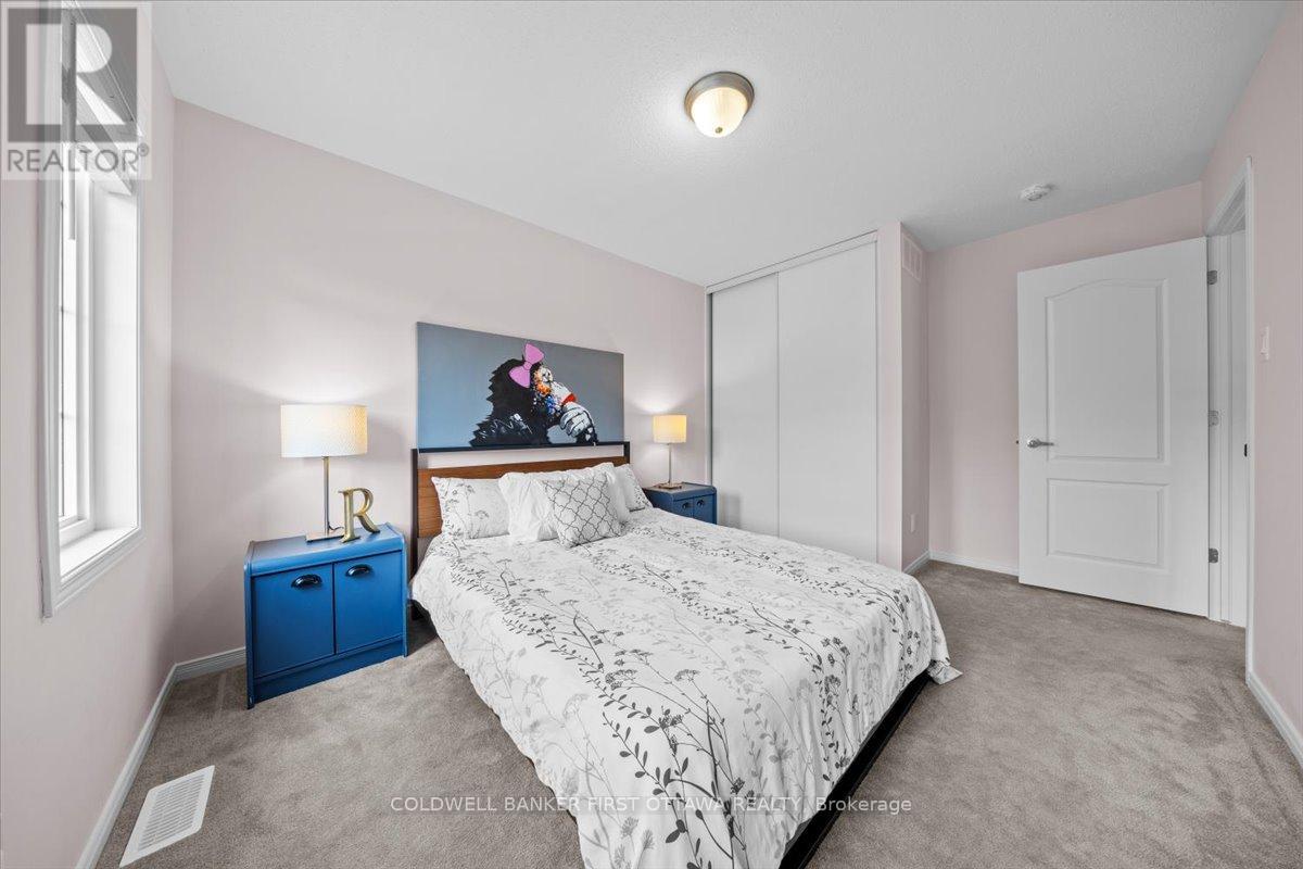 Photo 33 of 545 Tulip Tree Way, Ottawa ON