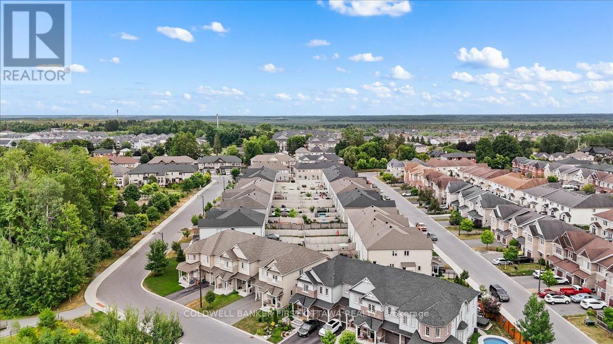 Photo 37 of 545 Tulip Tree Way, Ottawa ON