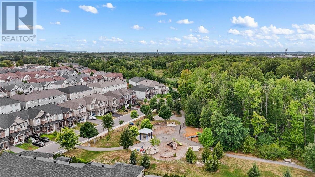 Photo 39 of 545 Tulip Tree Way, Ottawa ON