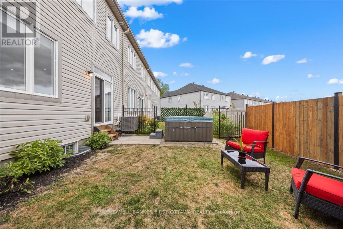 Photo 45 of 545 Tulip Tree Way, Ottawa ON