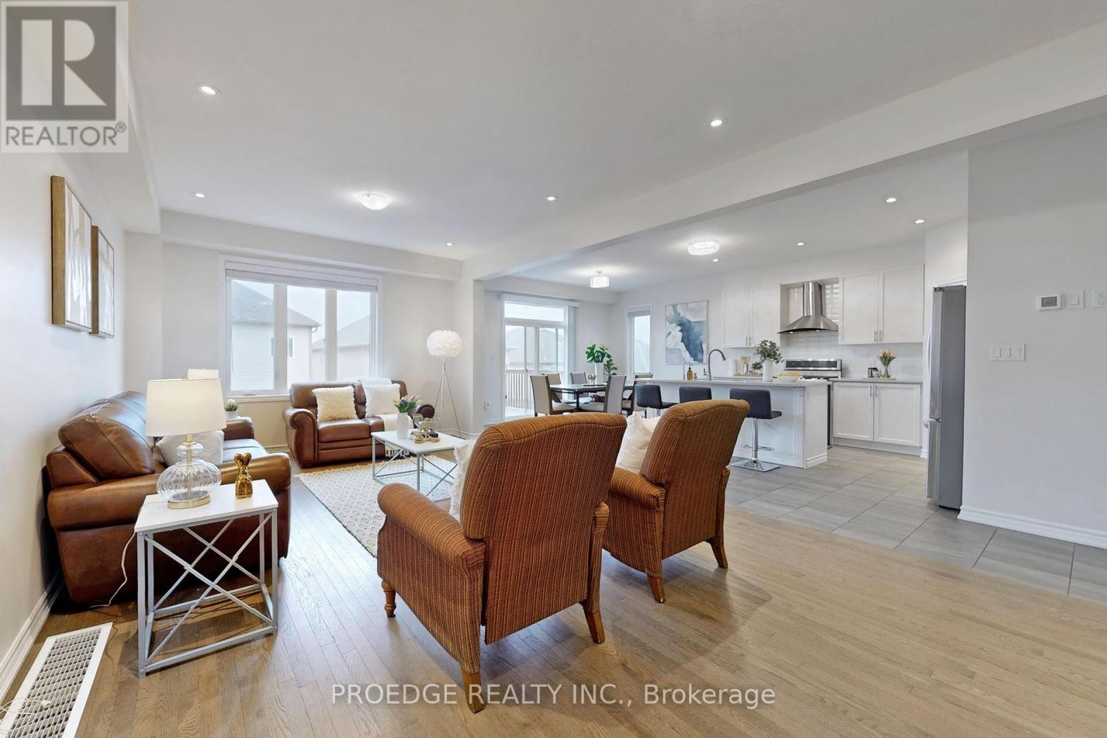 Photo 19 of 361 Beechdrops Drive, Waterloo ON