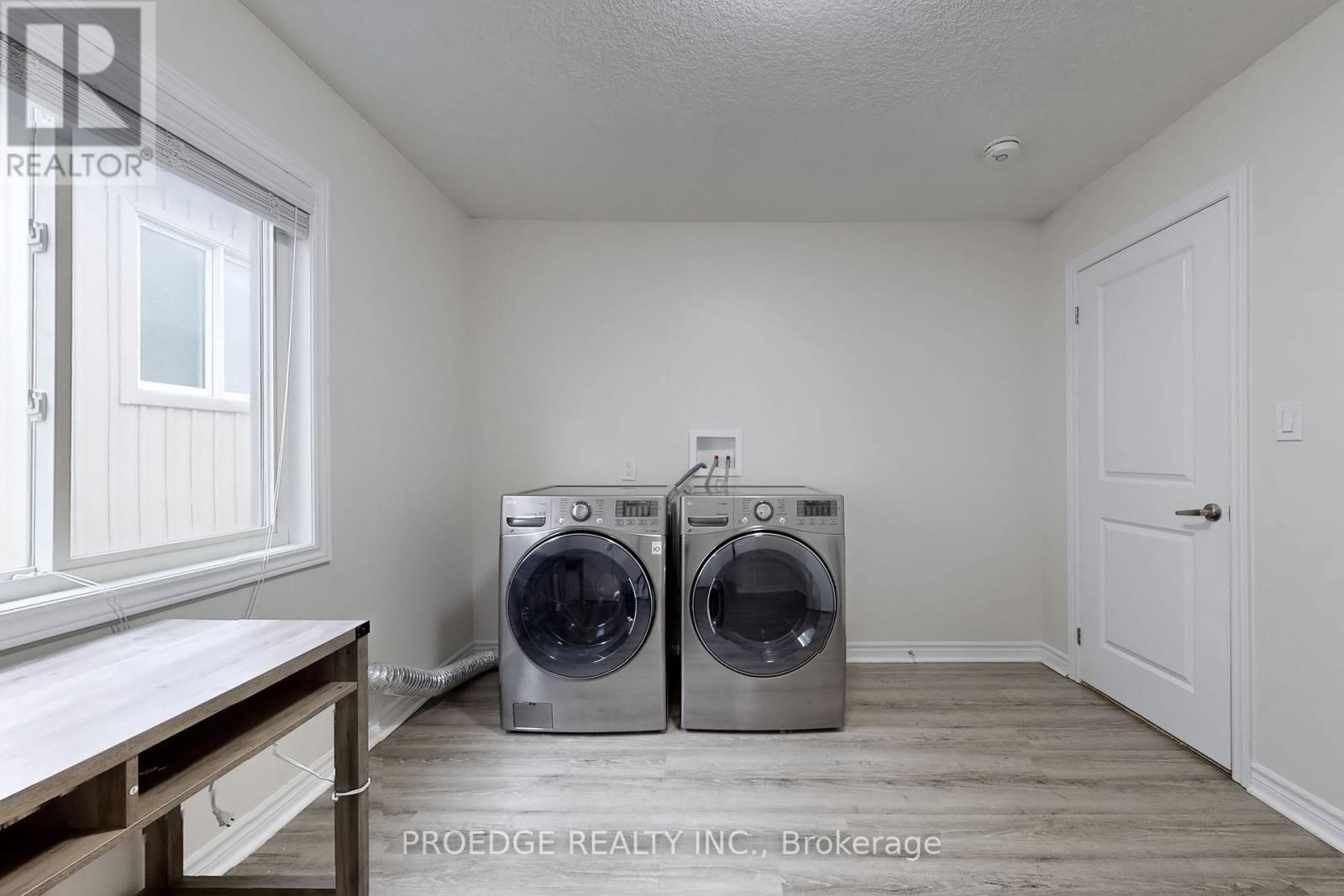 Photo 1 of 361 Beechdrops Drive, Waterloo ON