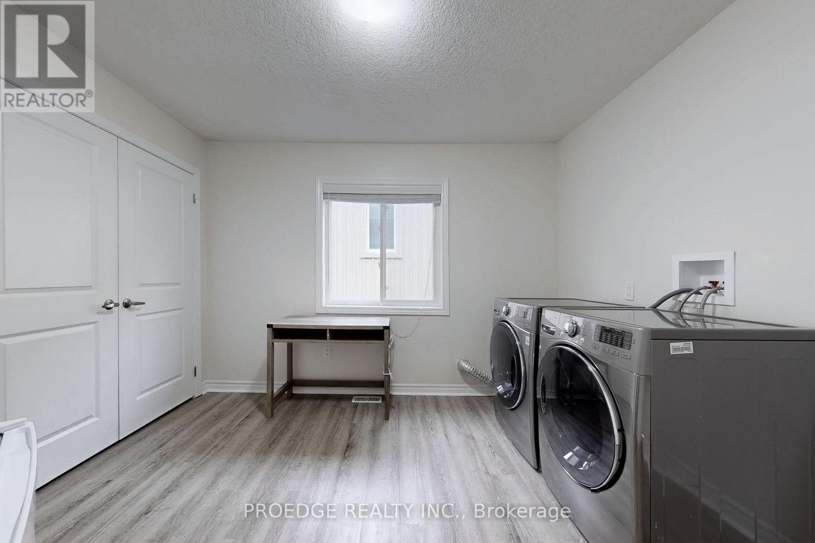 Photo 42 of 361 Beechdrops Drive, Waterloo ON