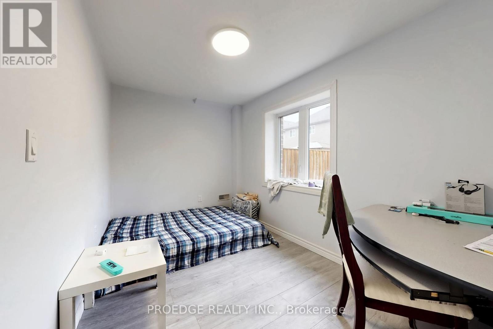 Photo 10 of 361 Beechdrops Drive, Waterloo ON
