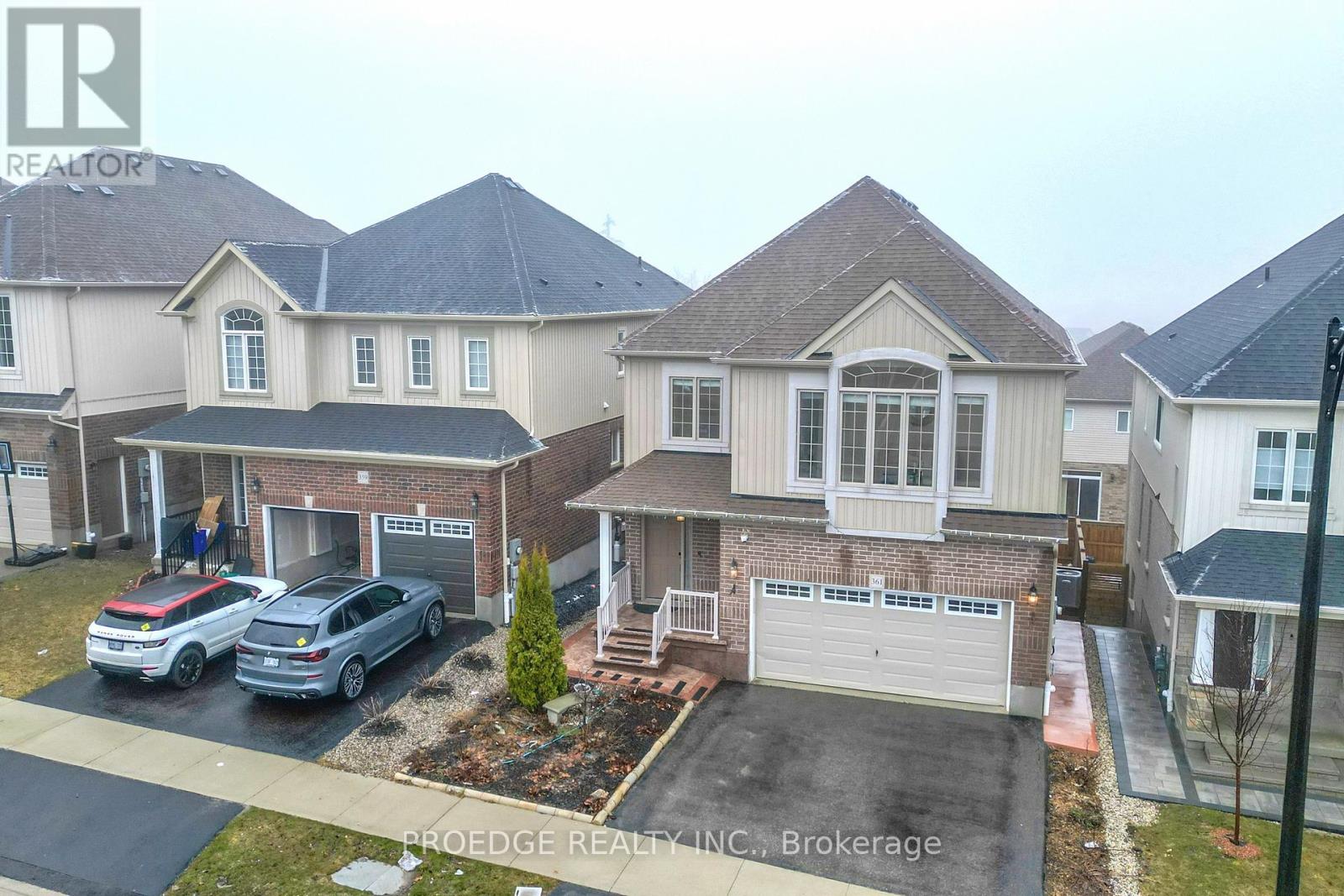 Photo 11 of 361 Beechdrops Drive, Waterloo ON