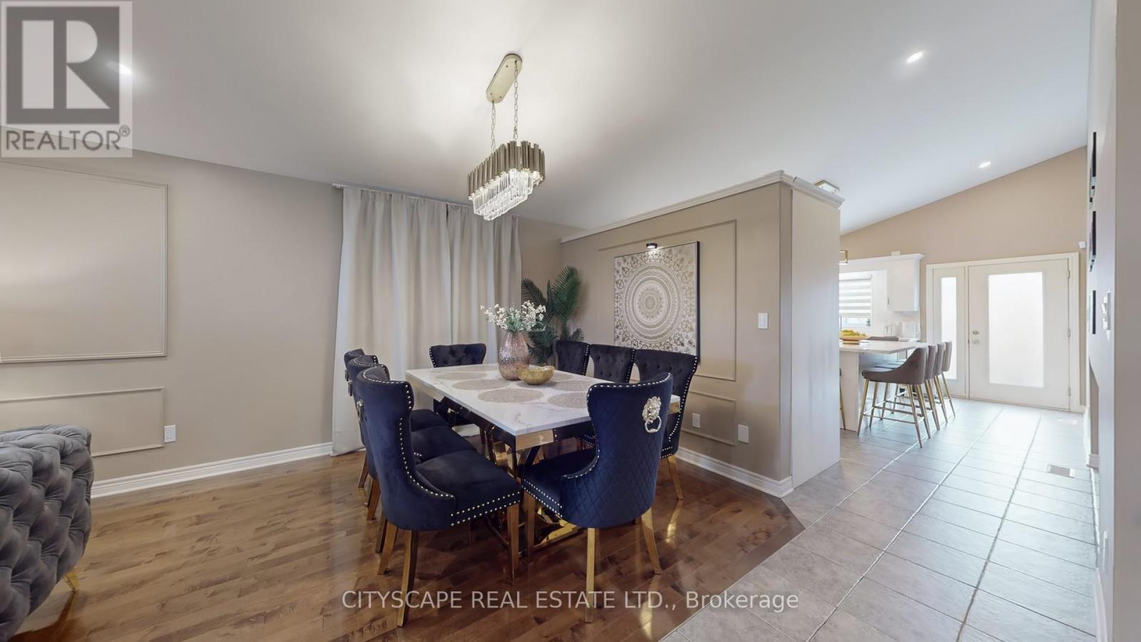 Photo 30 of 8655 Westport Drive, Niagara Falls ON