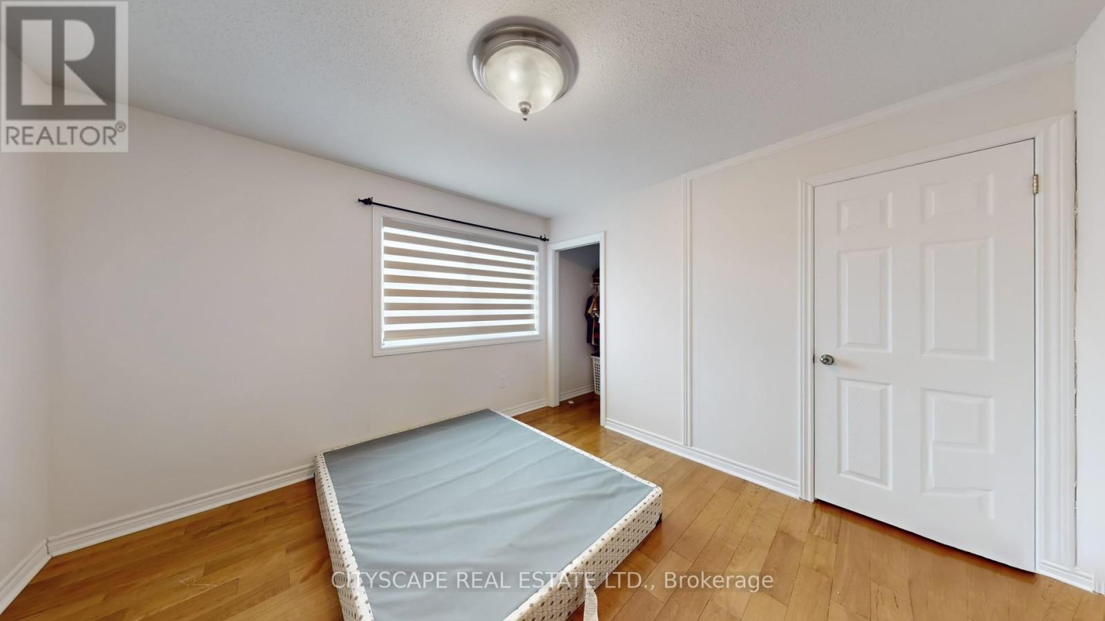 Photo 23 of 8655 Westport Drive, Niagara Falls ON