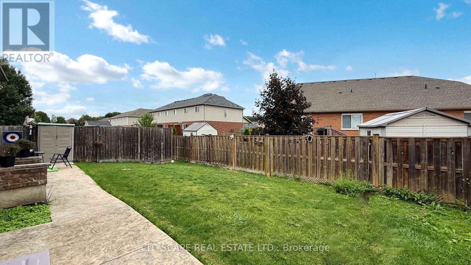 Photo 22 of 8655 Westport Drive, Niagara Falls ON