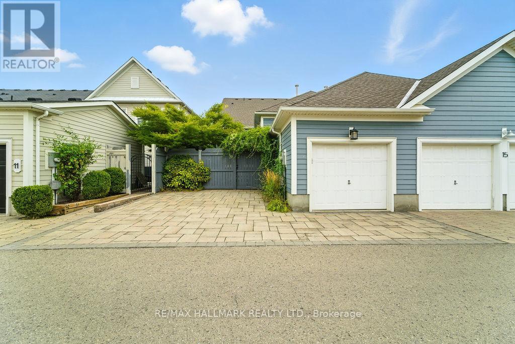 Photo 8 of 13 Blackbird Street, Niagaraonthelake ON