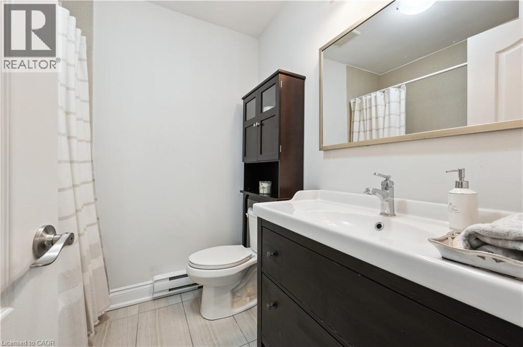 Photo 23 of 453 Albert Street Unit 13, Waterloo ON