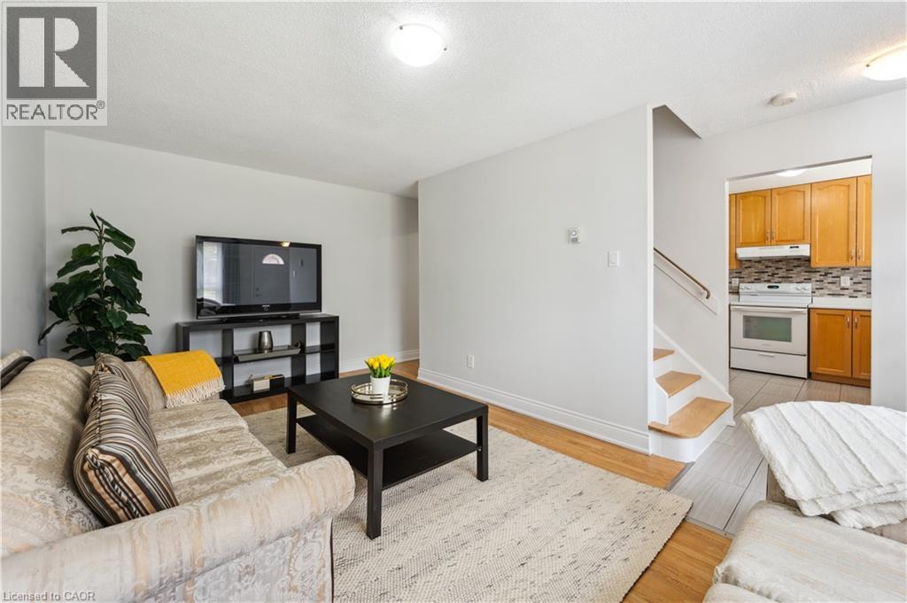 Photo 8 of 453 Albert Street Unit 13, Waterloo ON
