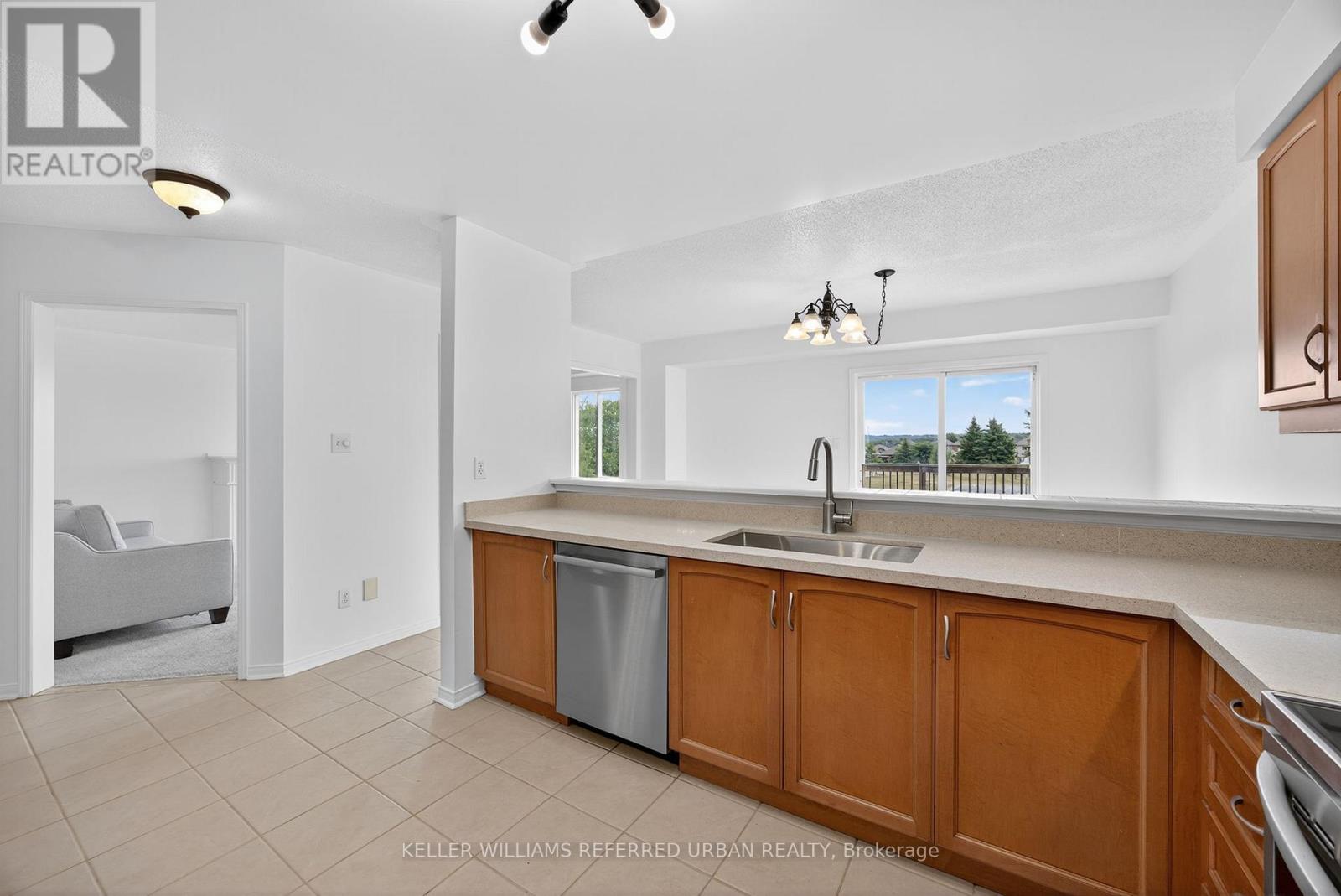 Photo 8 of 67 Ruffet Drive, Barrie ON