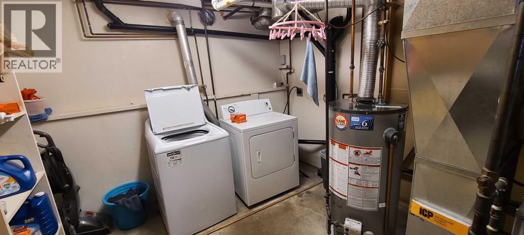 Photo 14 of 5314 46 Street, Taber AB