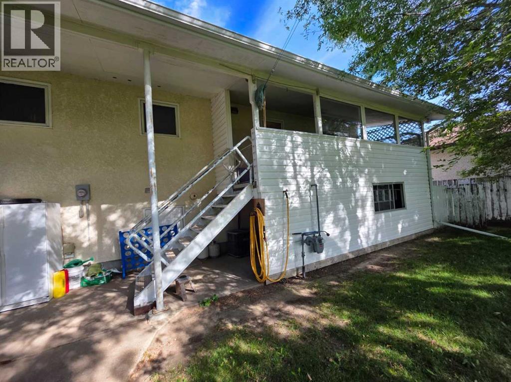 Photo 34 of 5314 46 Street, Taber AB