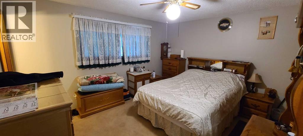 Photo 9 of 5314 46 Street, Taber AB