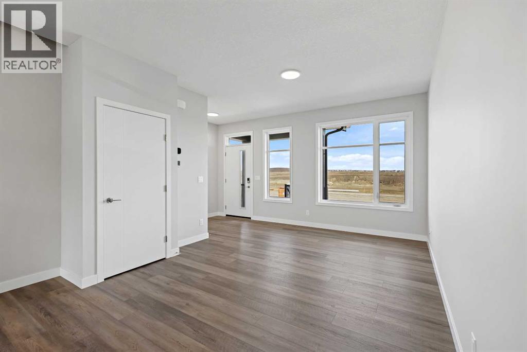 Single Family House for Sale in  Rangeview Avenue SE Rangeview Calgary 