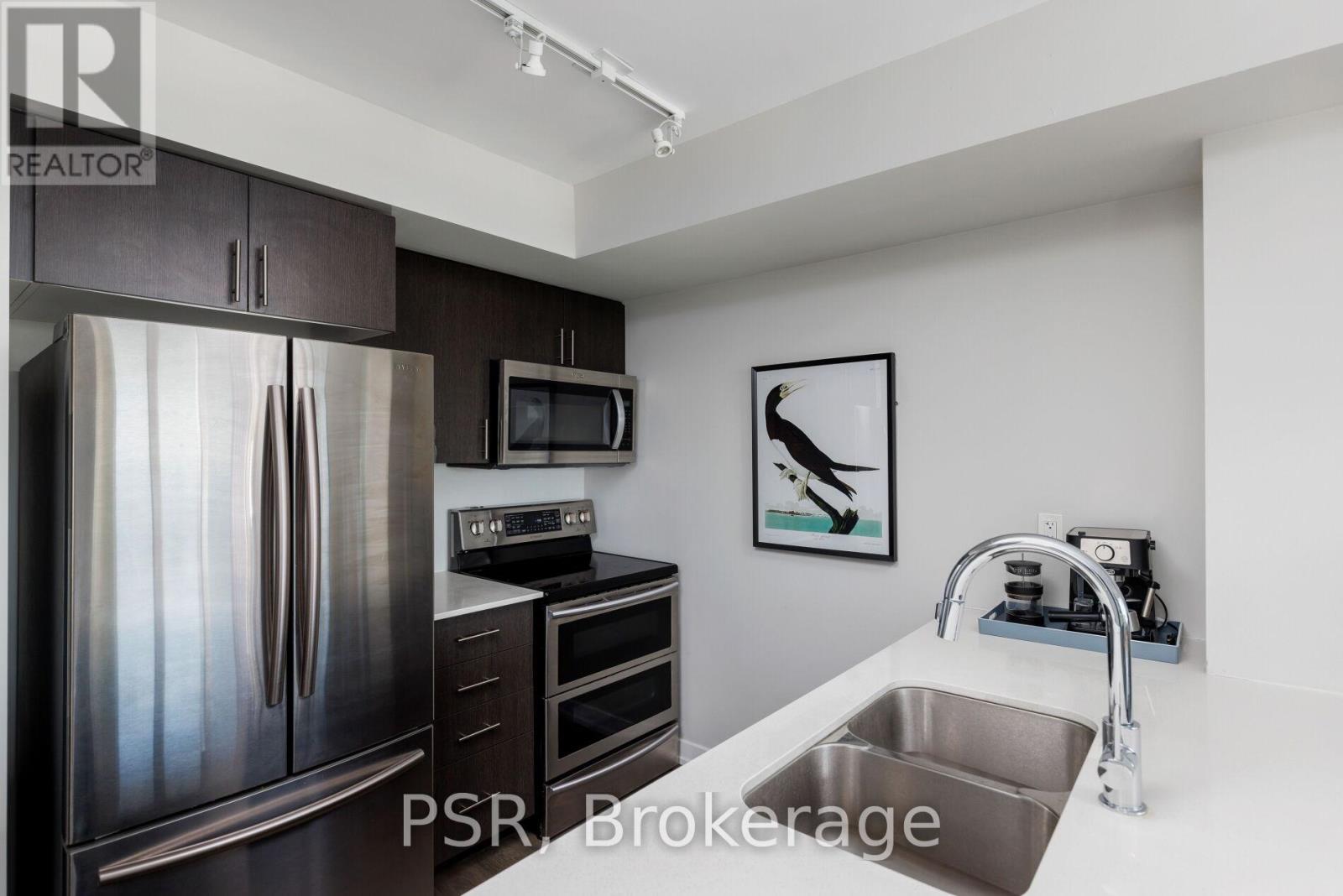Photo 13 of 1017 8 Trent Avenue, Toronto ON