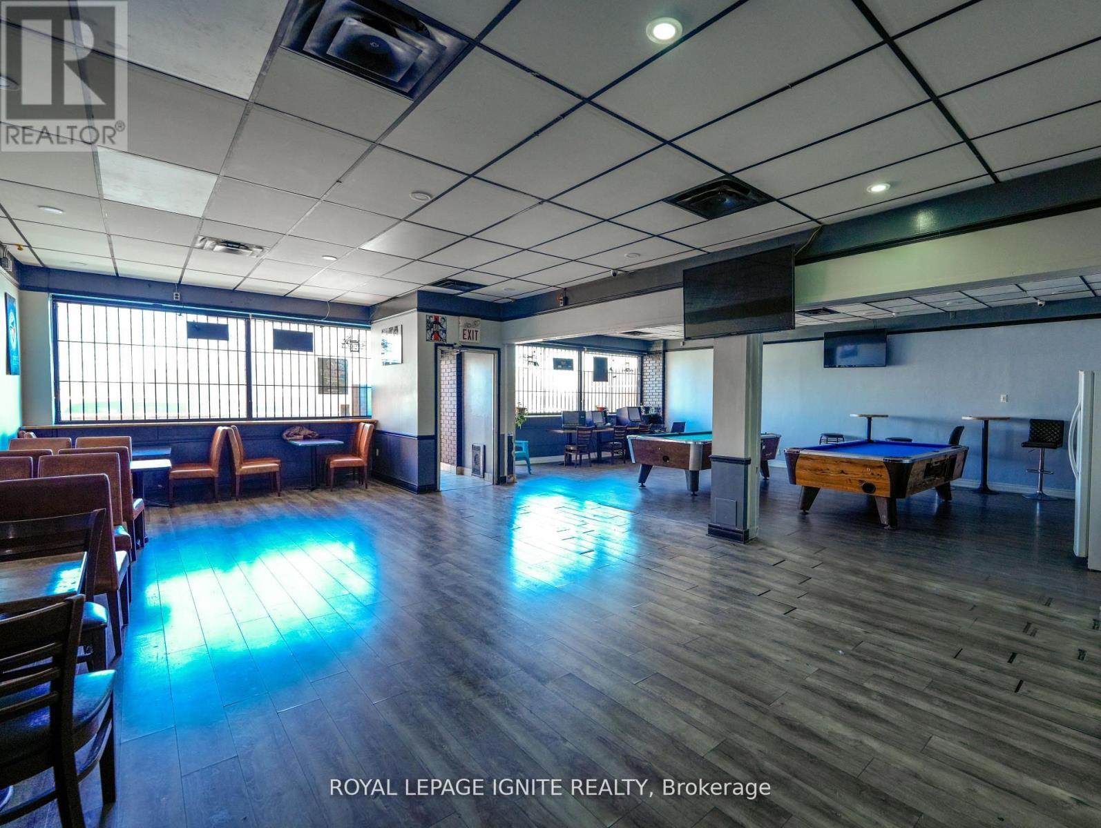 Photo 43 of 1 2 4190 Kingston Road, Toronto ON