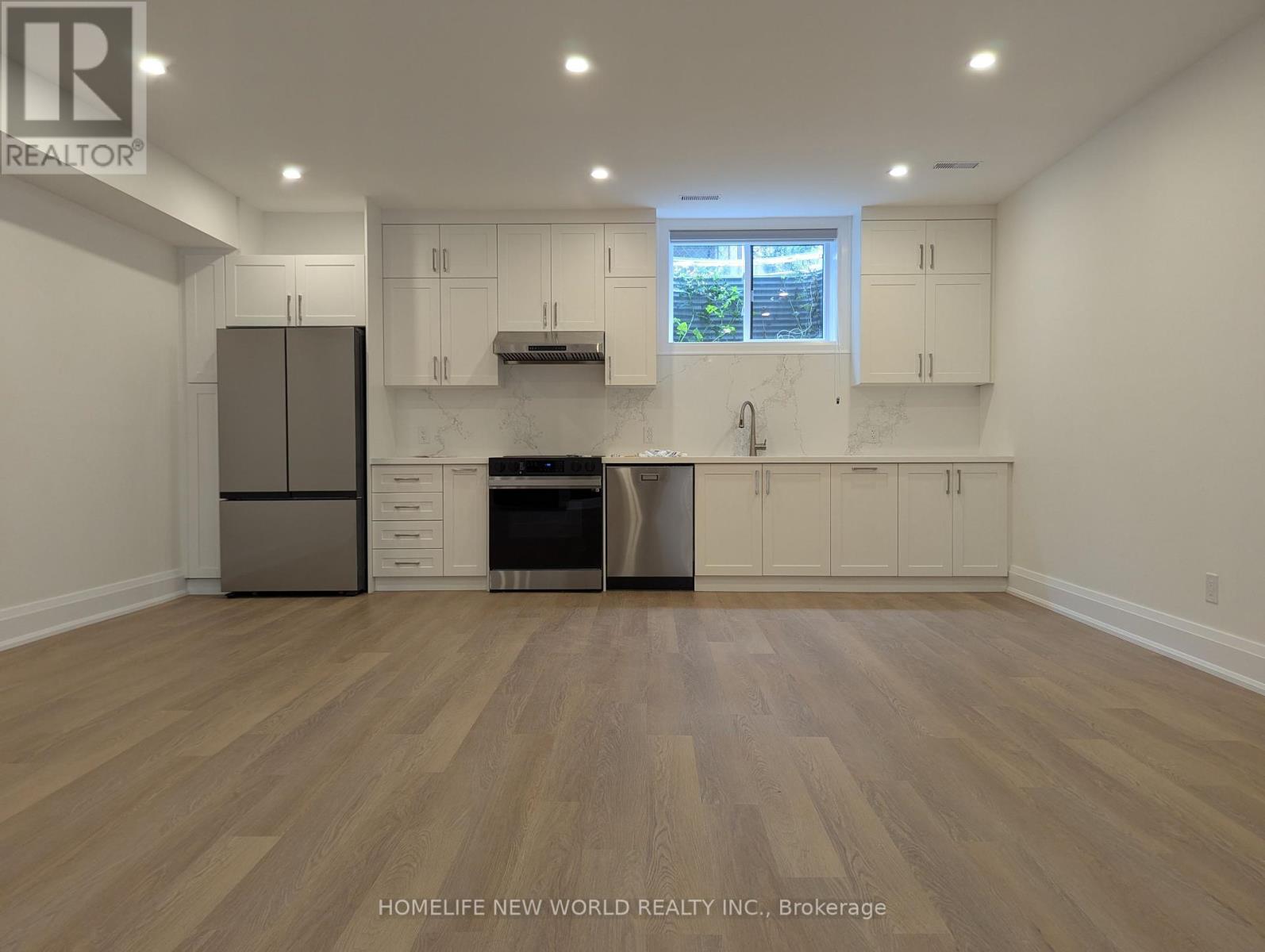Photo 3 of Basement 32 Canham Crescent, Toronto ON