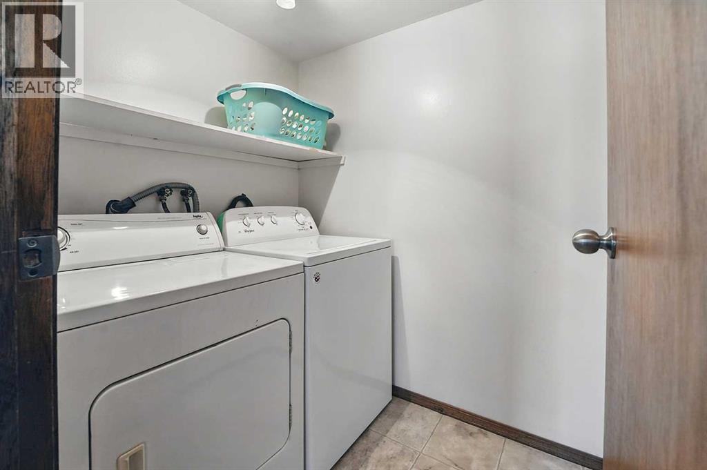 Photo 22 of 8 45 Cosgrove Crescent, Red Deer AB
