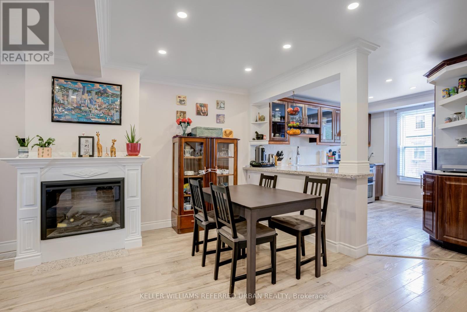 Photo 13 of 176 2440 Bromsgrove Road, Mississauga ON