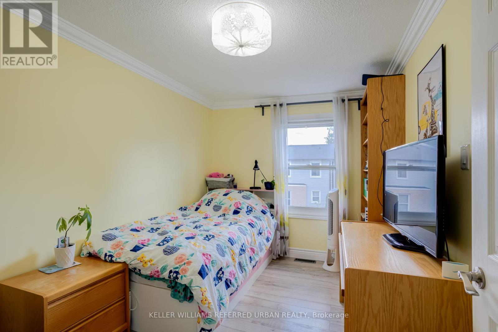 Photo 29 of 176 2440 Bromsgrove Road, Mississauga ON