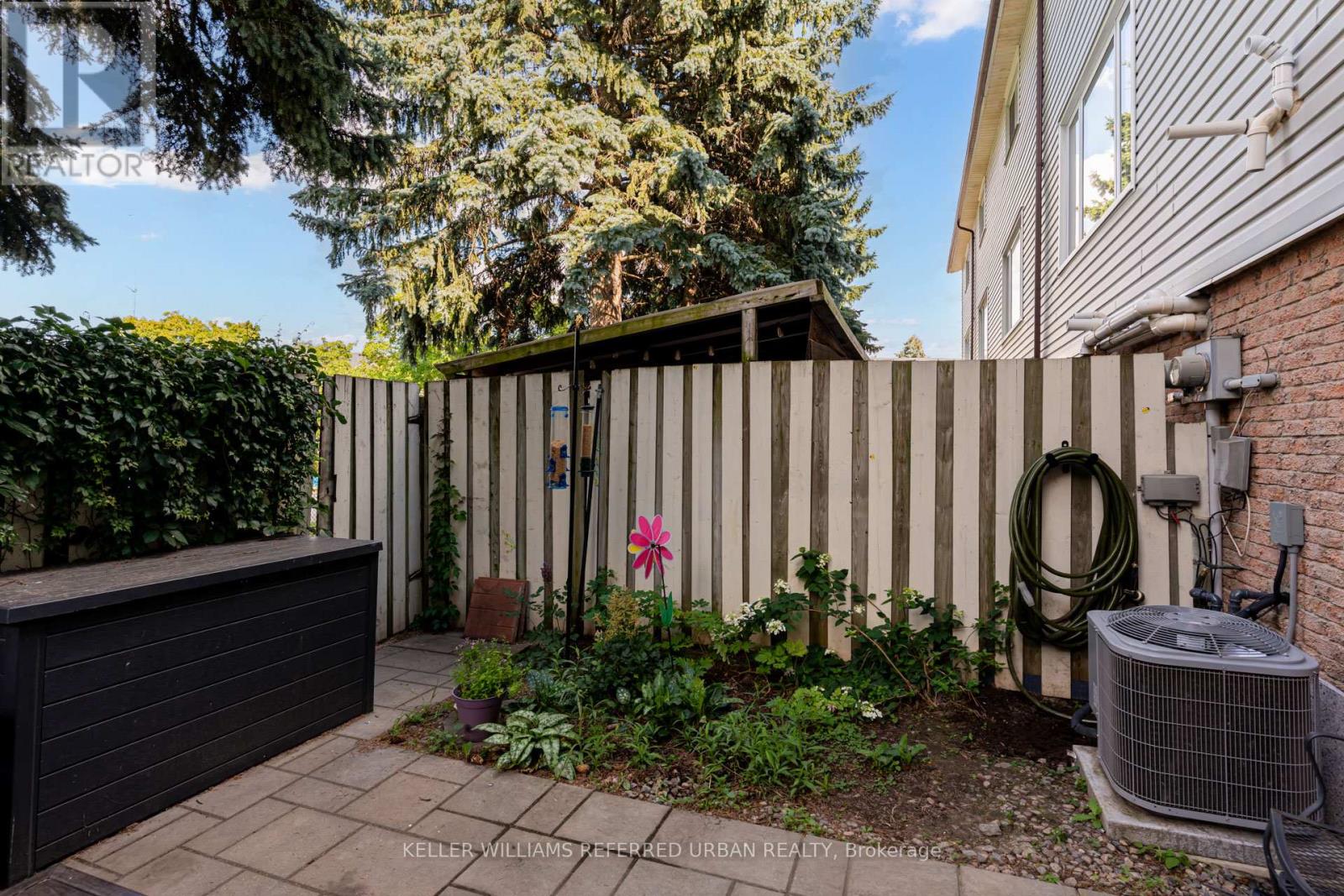 Photo 36 of 176 2440 Bromsgrove Road, Mississauga ON