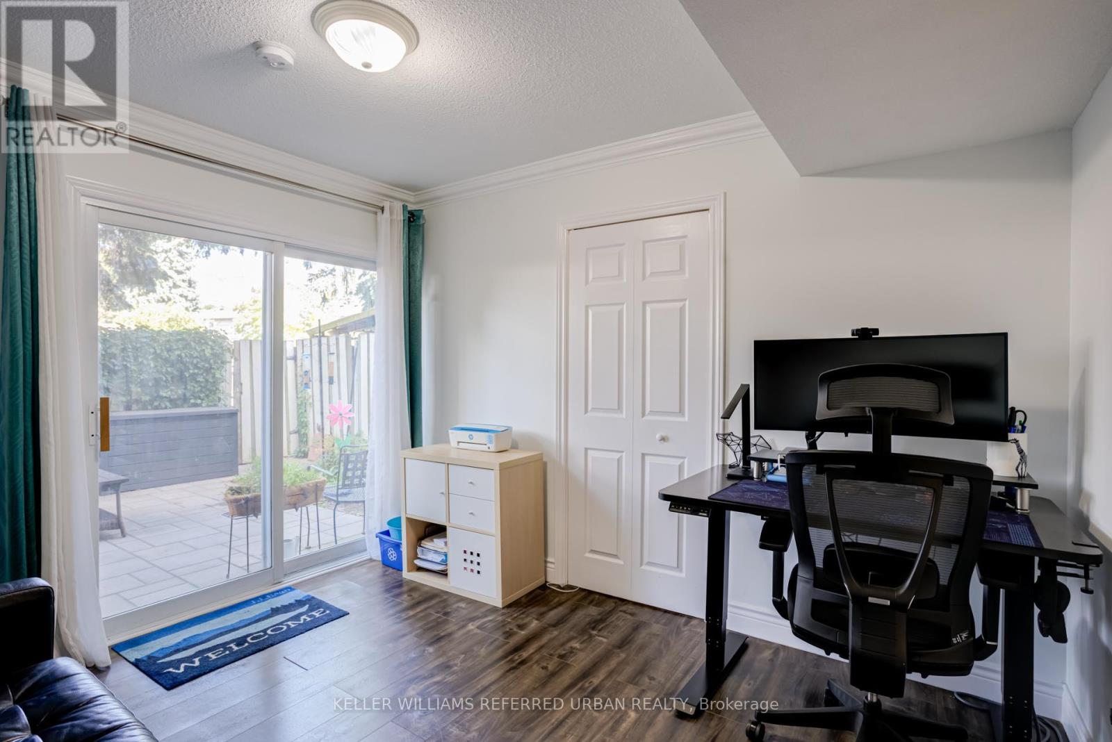 Photo 6 of 176 2440 Bromsgrove Road, Mississauga ON