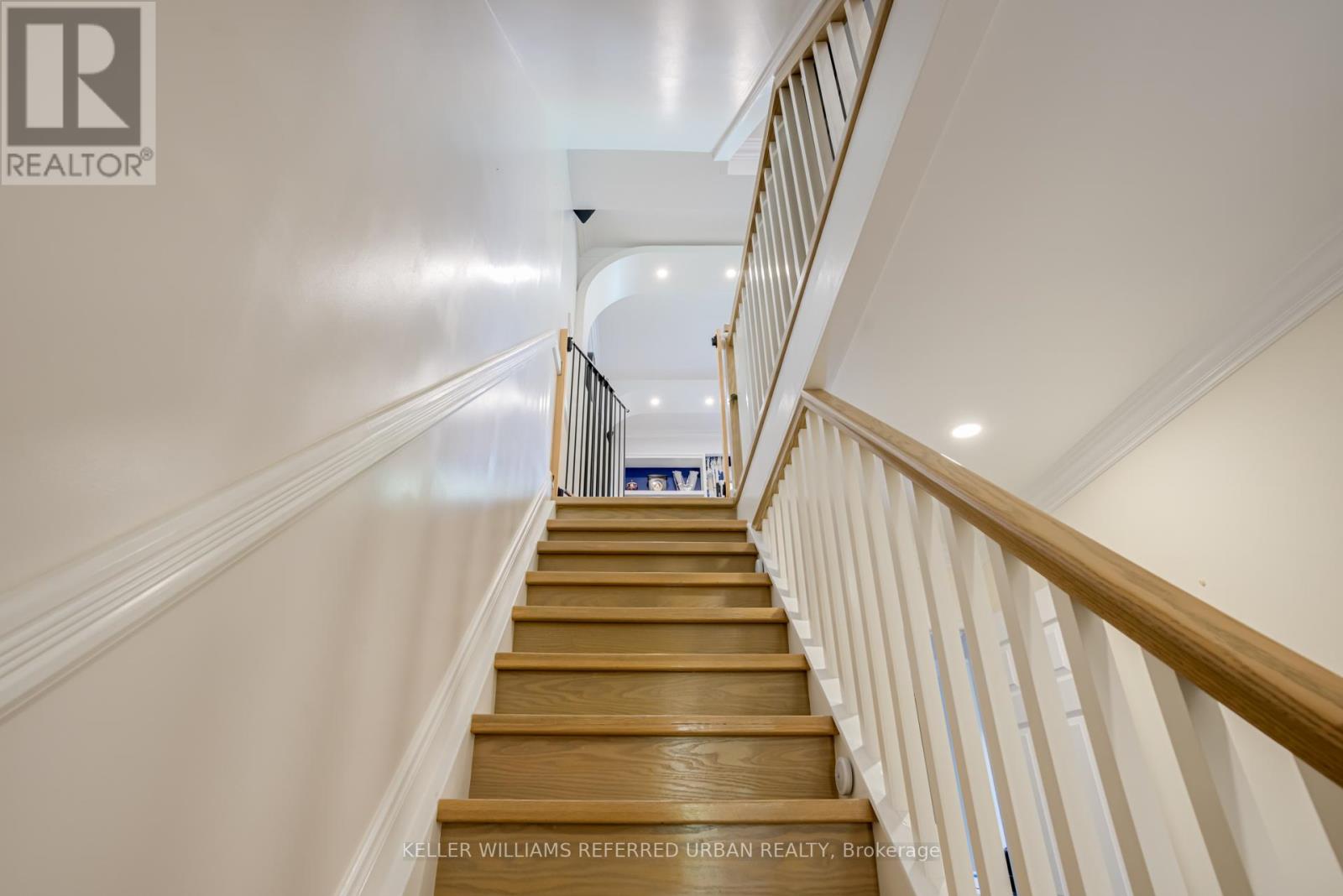 Photo 8 of 176 2440 Bromsgrove Road, Mississauga ON
