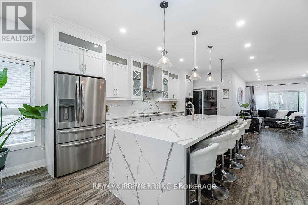 Photo 10 of 190 Landsbridge Street, Caledon ON