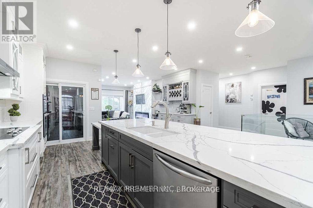 Photo 16 of 190 Landsbridge Street, Caledon ON