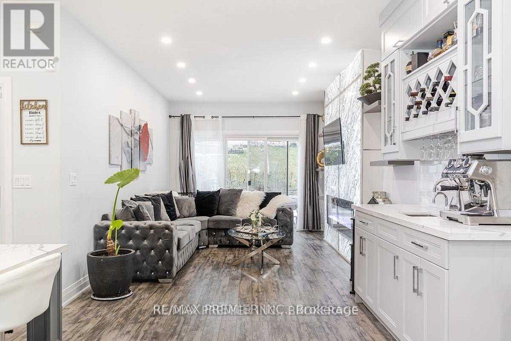 Photo 18 of 190 Landsbridge Street, Caledon ON