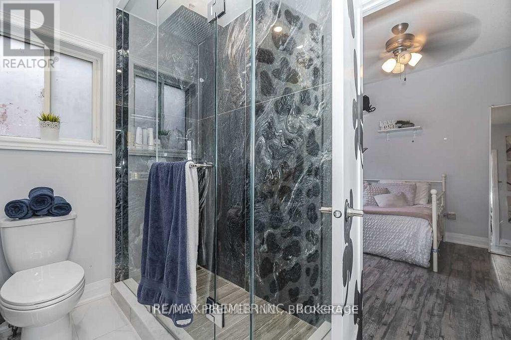Photo 31 of 190 Landsbridge Street, Caledon ON