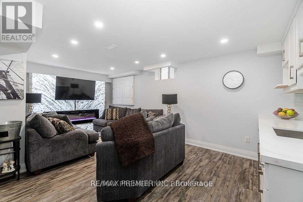 Photo 34 of 190 Landsbridge Street, Caledon ON