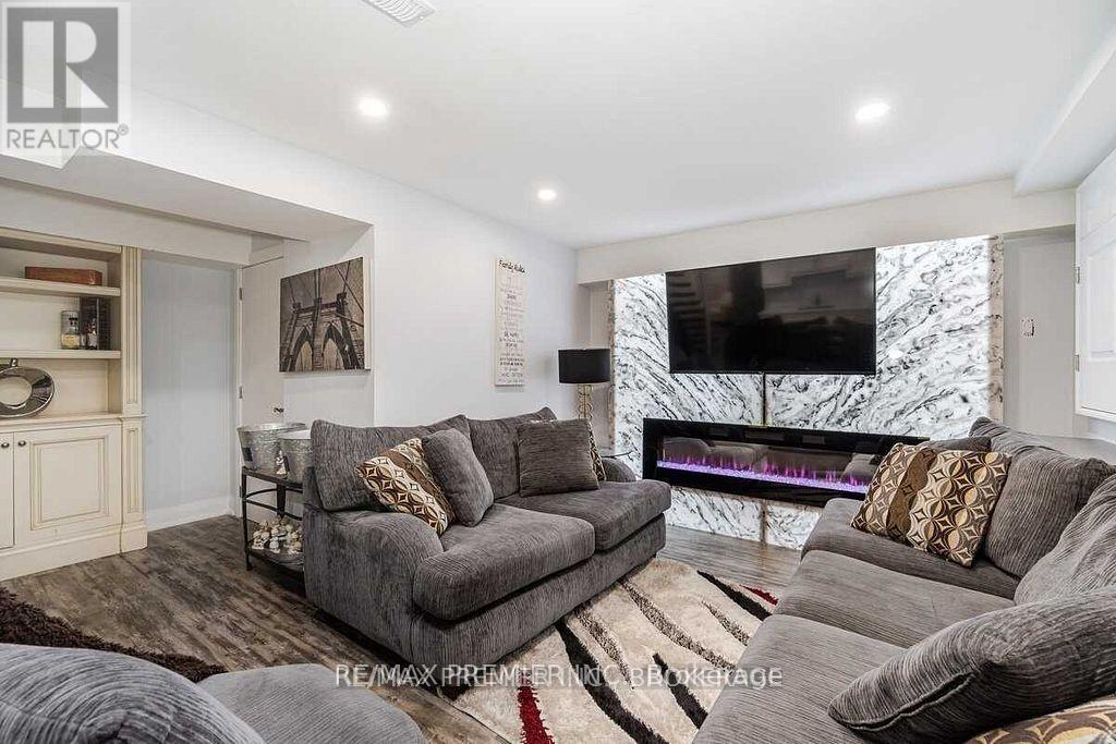 Photo 35 of 190 Landsbridge Street, Caledon ON