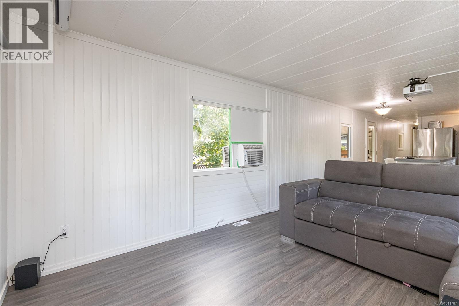 Photo 5 of 52 2817 Sooke Lake Rd, Langford BC