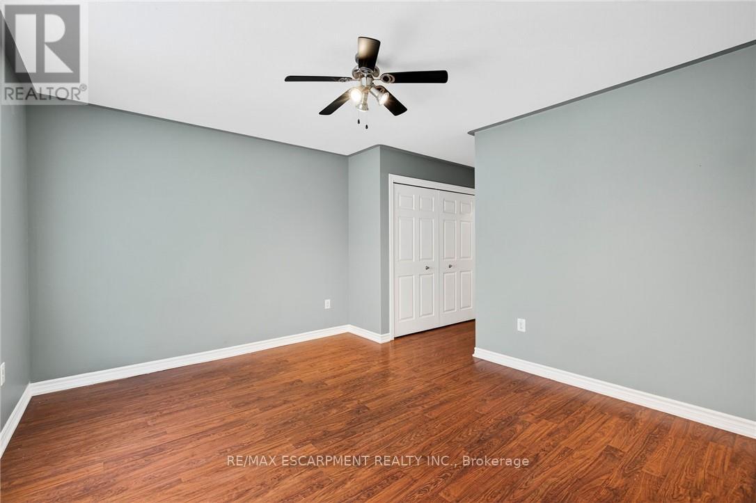 Photo 20 of 133 Grantham Avenue, St Catharines ON