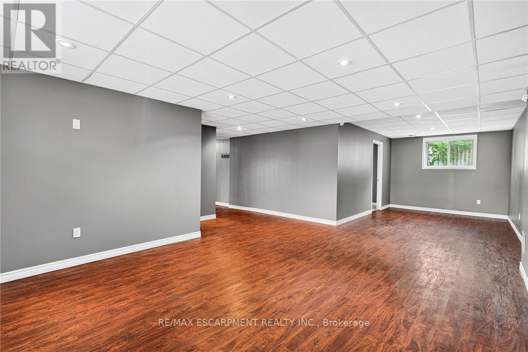 Photo 25 of 133 Grantham Avenue, St Catharines ON
