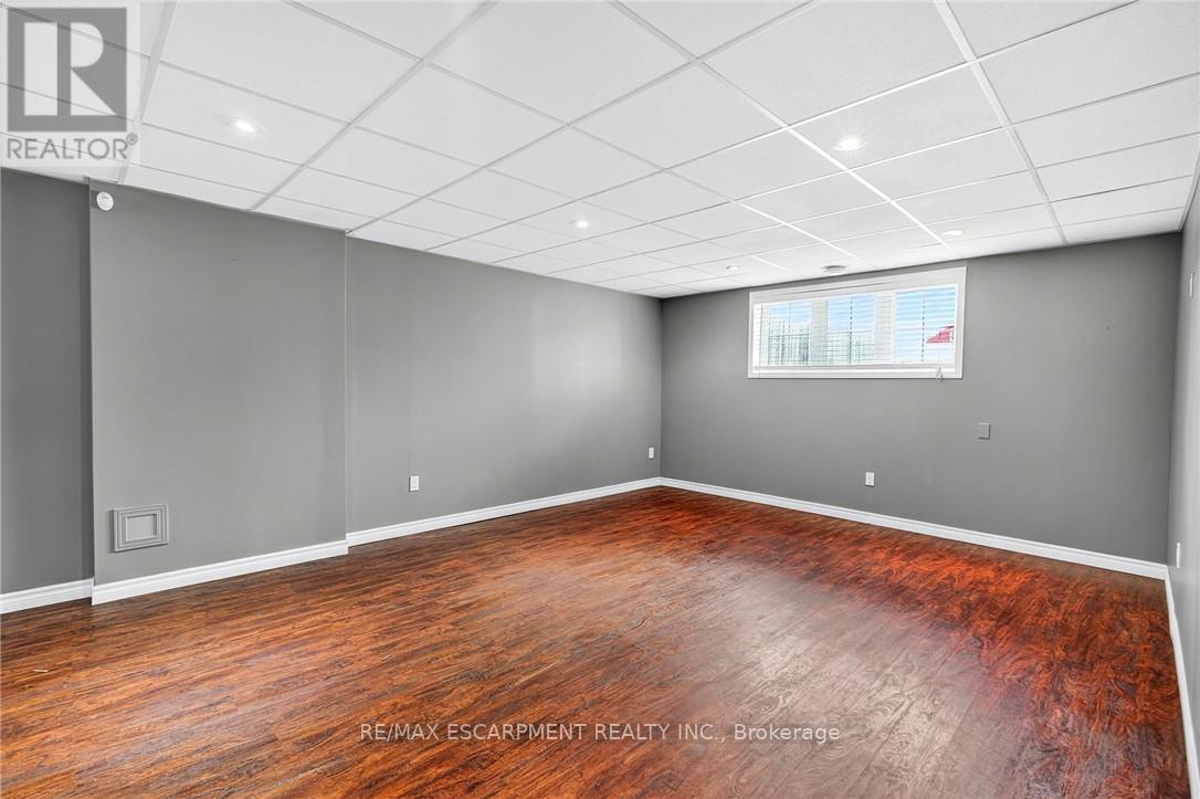 Photo 27 of 133 Grantham Avenue, St Catharines ON