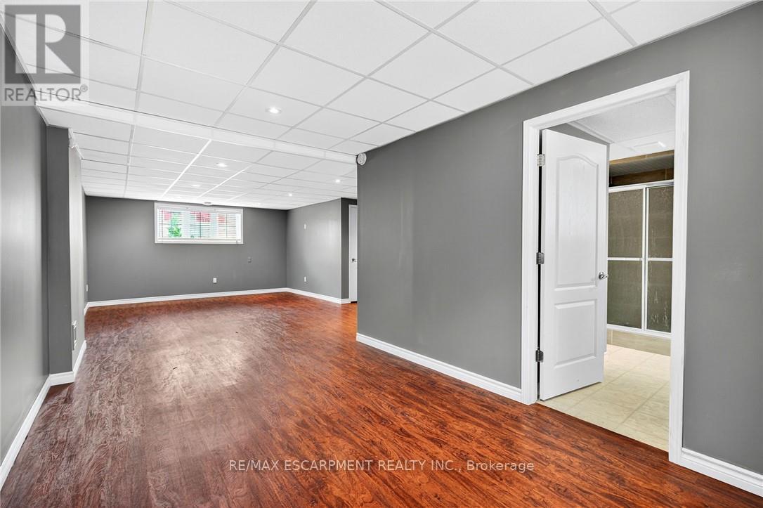 Photo 29 of 133 Grantham Avenue, St Catharines ON