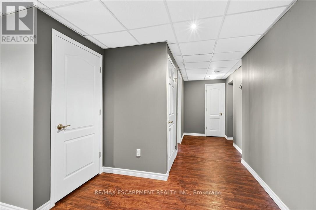 Photo 33 of 133 Grantham Avenue, St Catharines ON