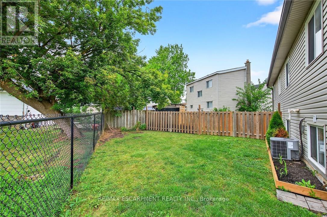 Photo 43 of 133 Grantham Avenue, St Catharines ON