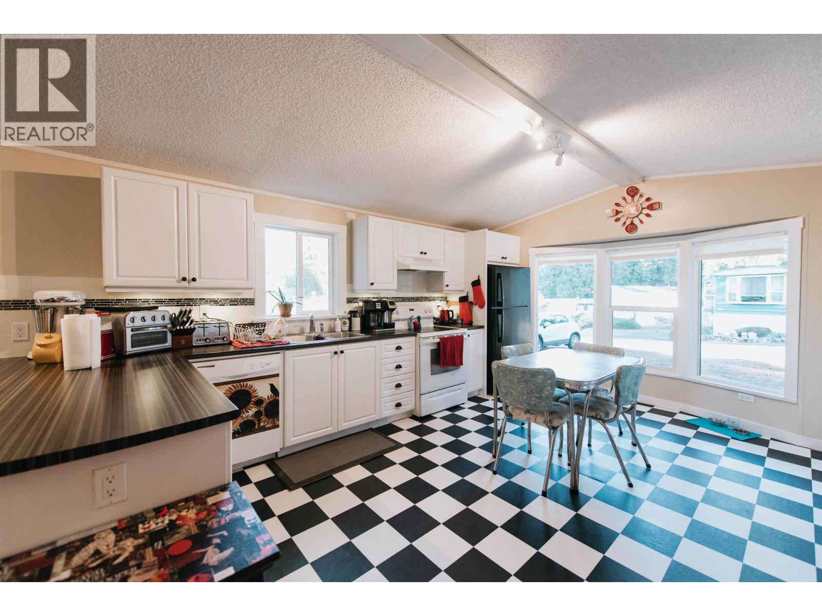 20 1416 NORTH ROAD, Gibsons