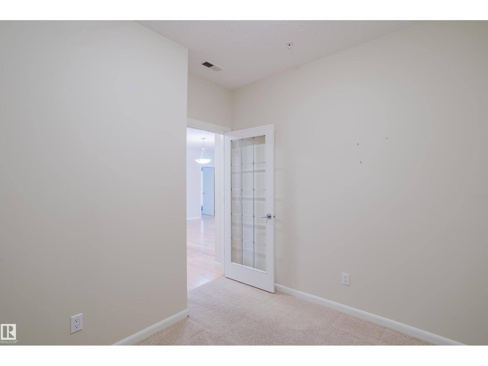 Photo 16 of 409 160 Magrath Rd Nw, Edmonton AB
