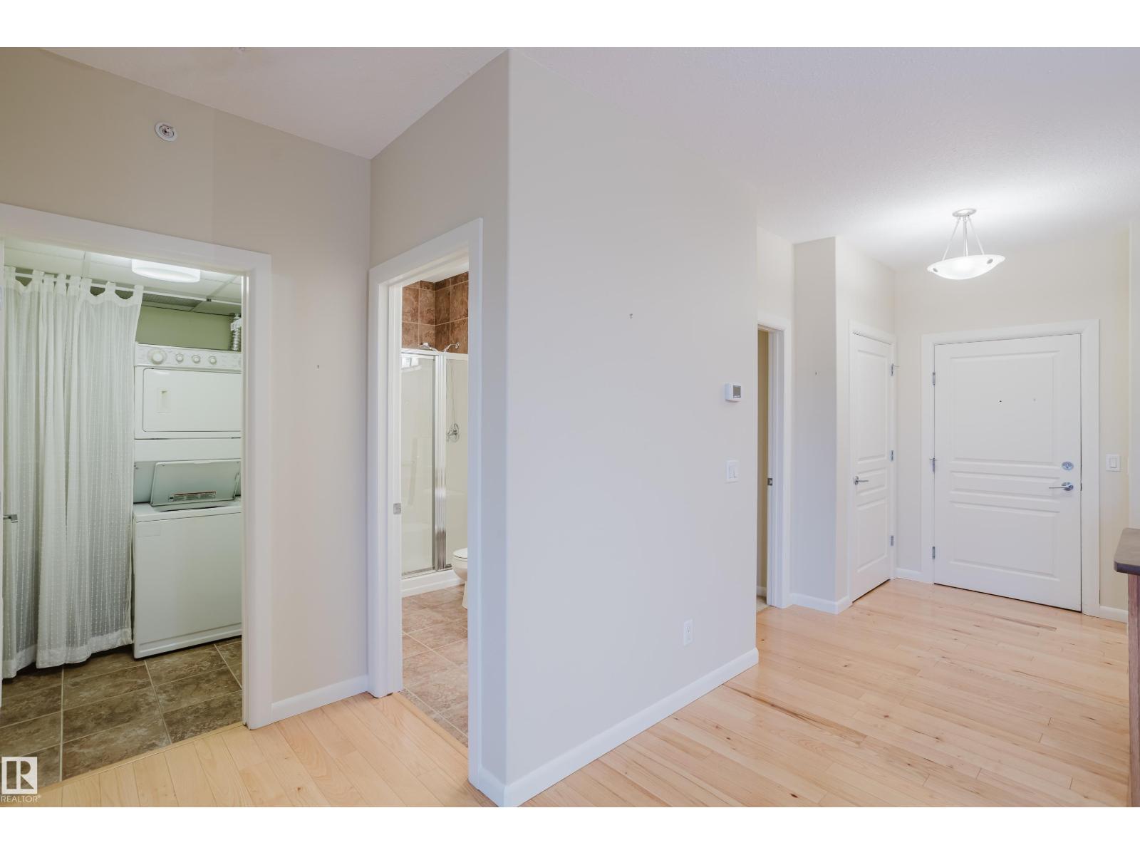 Photo 4 of 409 160 Magrath Rd Nw, Edmonton AB