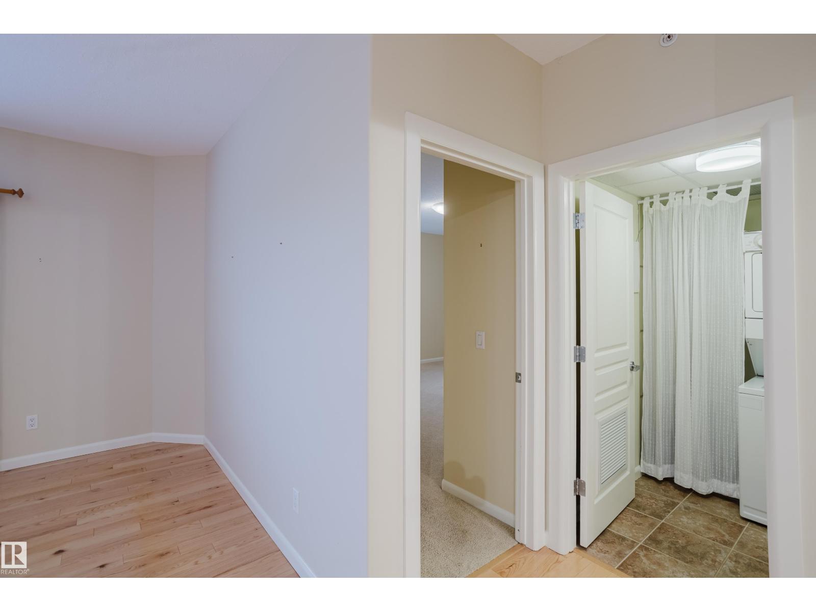 Photo 5 of 409 160 Magrath Rd Nw, Edmonton AB