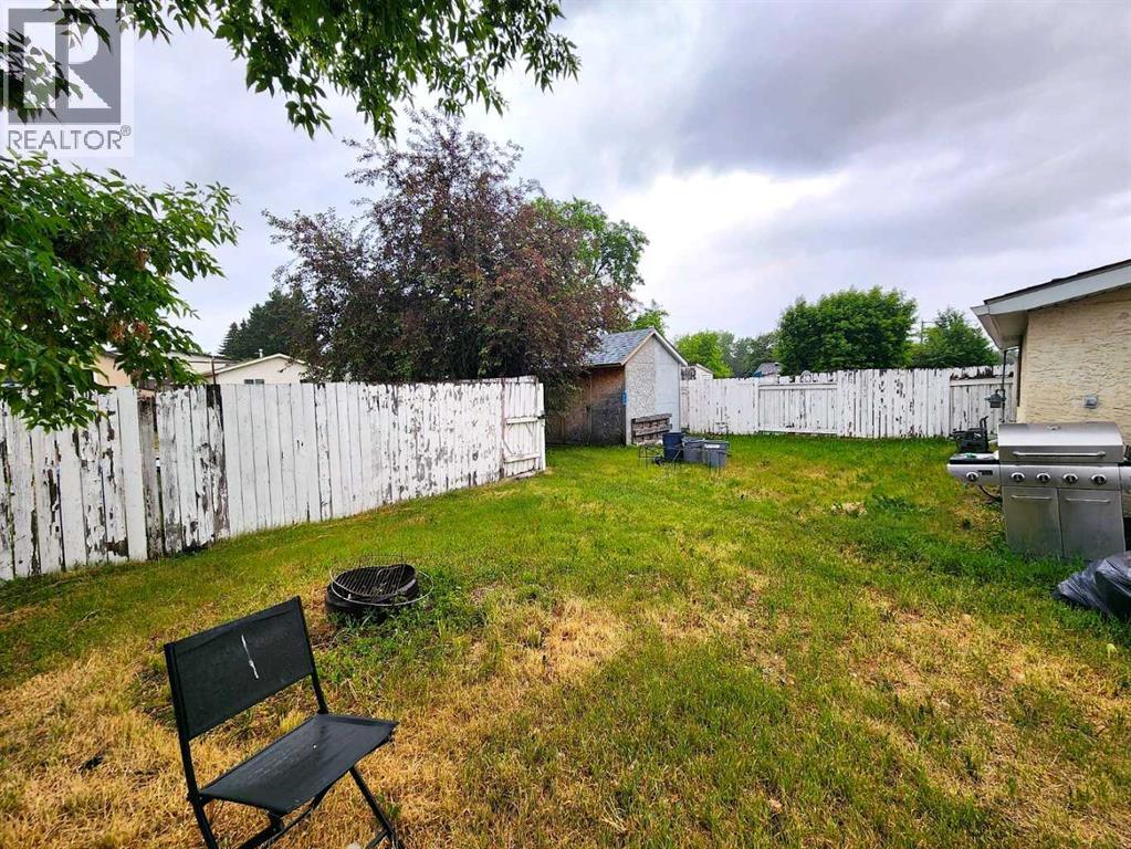 Photo 19 of 5713 57 Avenue, Red Deer AB