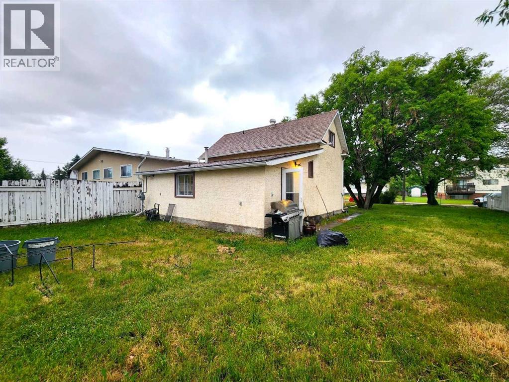 Photo 17 of 5713 57 Avenue, Red Deer AB